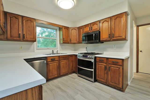 4600 Springbrook ROAD, Pleasant Prairie, WI 53158
