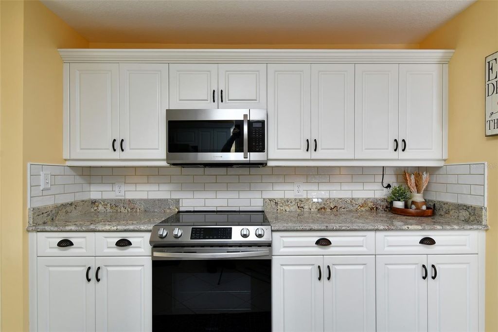 Image 14 of property listing at 1204 ISLAMORADA BOULEVARD, Punta Gorda, FL 33955