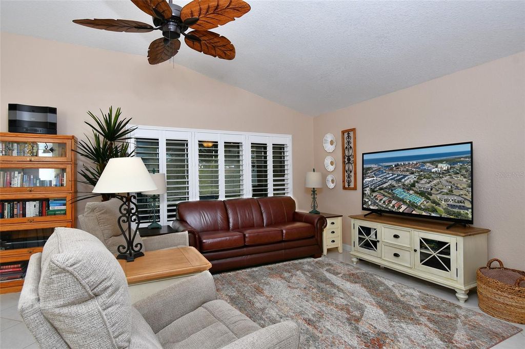 Image 10 of property listing at 1204 ISLAMORADA BOULEVARD, Punta Gorda, FL 33955