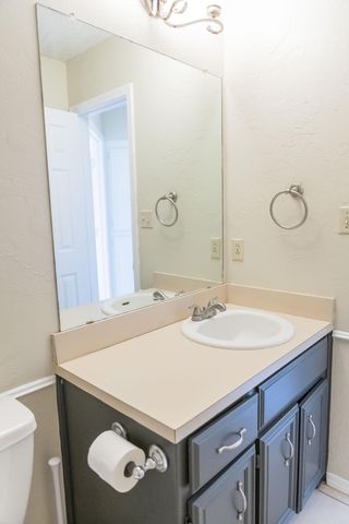 2120 93rd Street, Lubbock, TX 79423