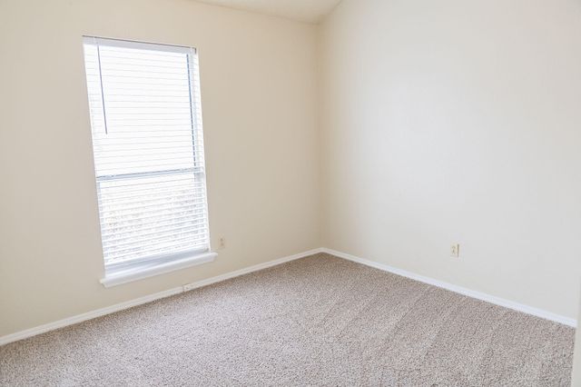 2120 93rd Street, Lubbock, TX 79423