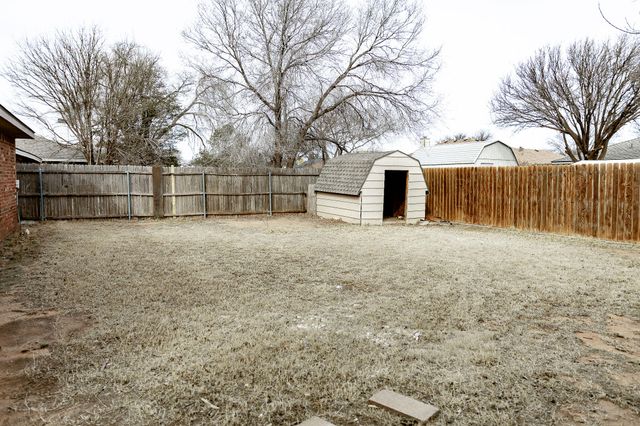 2120 93rd Street, Lubbock, TX 79423