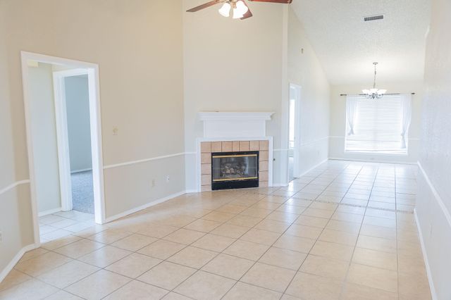 2120 93rd Street, Lubbock, TX 79423