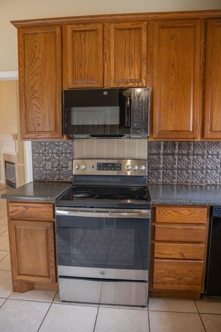 2120 93rd Street, Lubbock, TX 79423