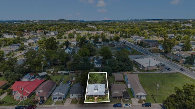 1814 Knowles St, Nashville, TN 37208