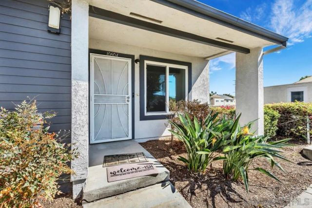 10604 Queen Jessica Ln., Santee, CA 92071