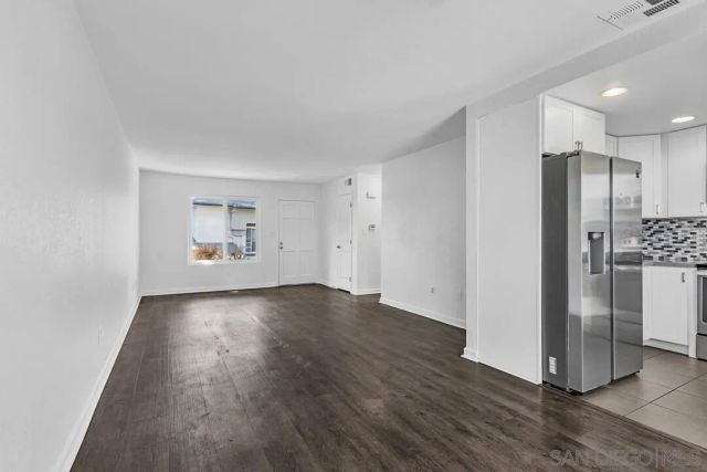 10604 Queen Jessica Ln., Santee, CA 92071