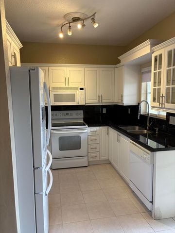11429 NW 34th Place, Sunrise, FL 33323