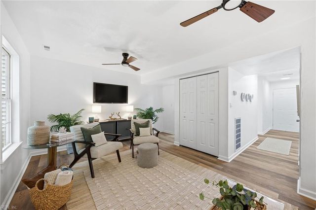 1041 24th ST, Newport News, VA 23607