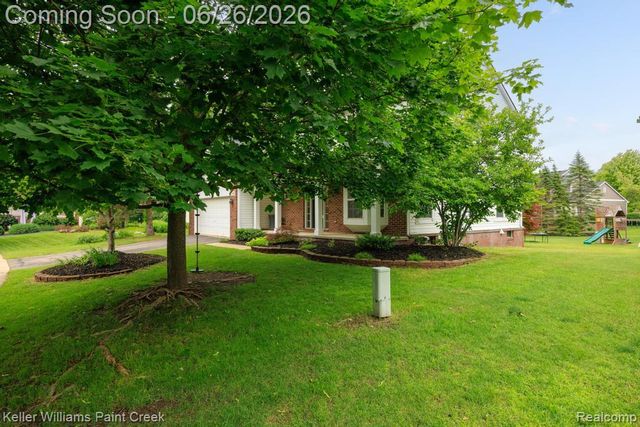 3049 Richmond Drive, Independence Charter Township, MI 48348