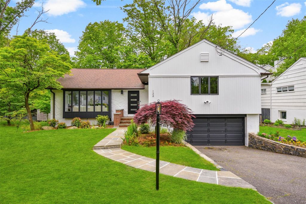 134 Highland Road, Scarsdale, NY 10583