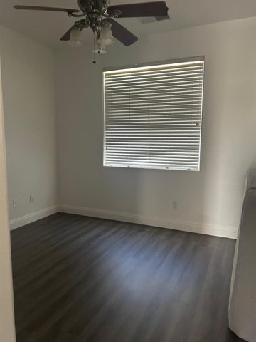 2963 Finchwood Avenue, Clovis, CA 93611