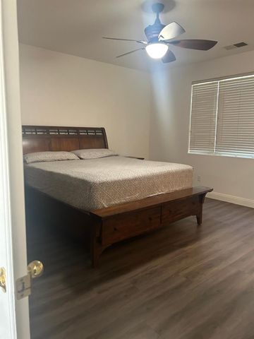 2963 Finchwood Avenue, Clovis, CA 93611