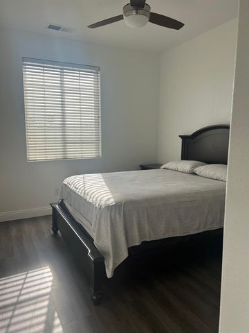 2963 Finchwood Avenue, Clovis, CA 93611