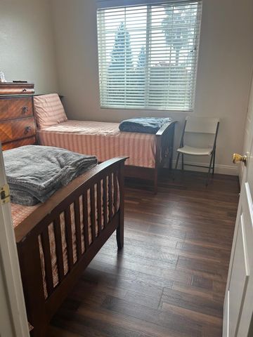 2963 Finchwood Avenue, Clovis, CA 93611