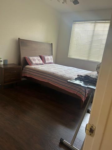 2963 Finchwood Avenue, Clovis, CA 93611