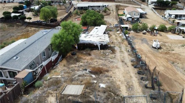 1 Kelly, Homeland, CA 92548