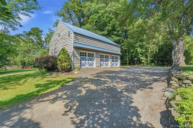 442 S Ohioville Road, New Paltz, NY 12561