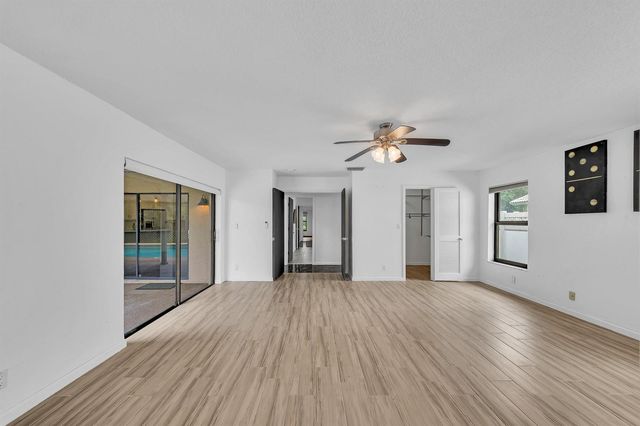 303 NW 105th Terrace, Coral Springs, FL 33071