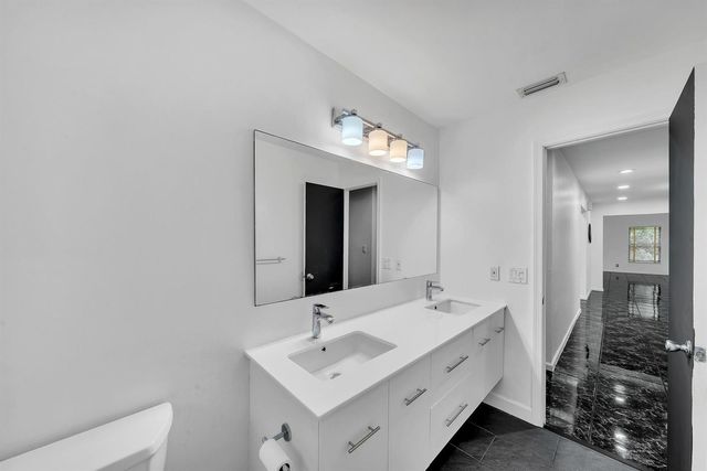 303 NW 105th Terrace, Coral Springs, FL 33071