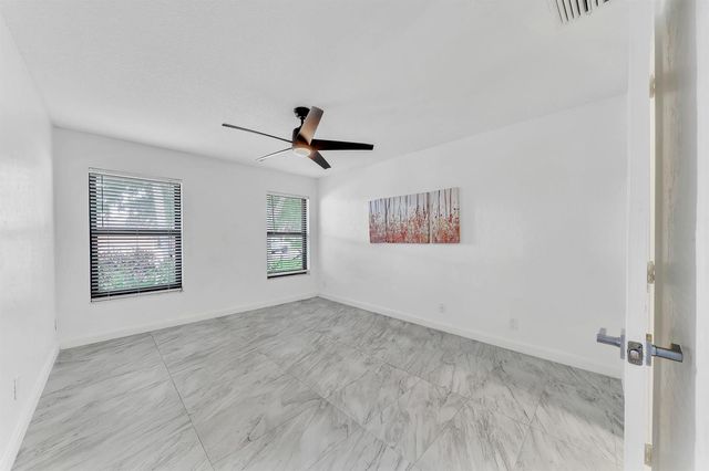 303 NW 105th Terrace, Coral Springs, FL 33071