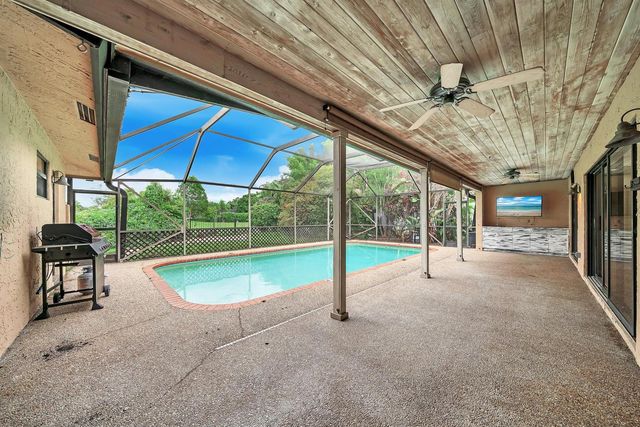 303 NW 105th Terrace, Coral Springs, FL 33071