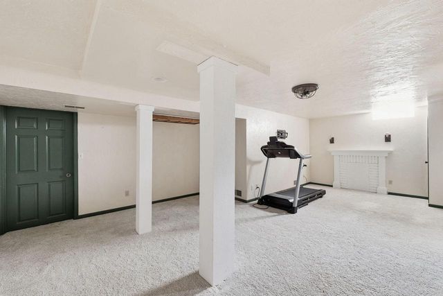 636 Aber DRIVE, Waterford, WI 53185