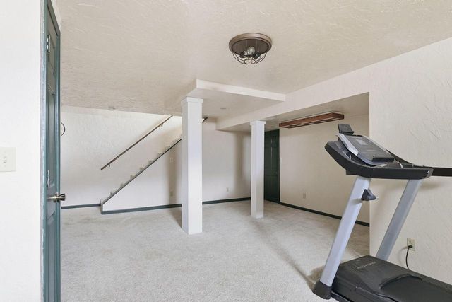 636 Aber DRIVE, Waterford, WI 53185