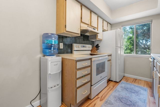 233 Lake Street B, Weymouth, MA 02189