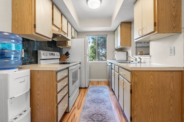 233 Lake Street B, Weymouth, MA 02189