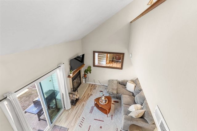 233 Lake Street B, Weymouth, MA 02189