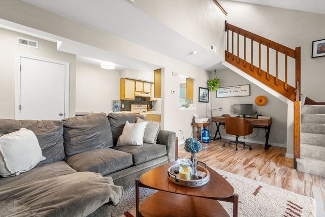 233 Lake Street B, Weymouth, MA 02189