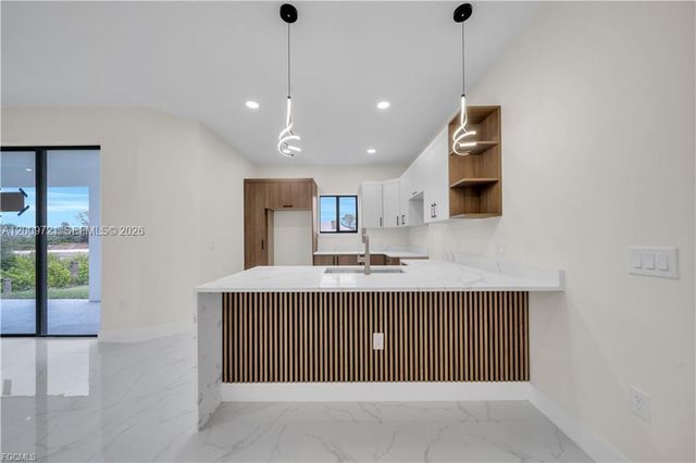 2901 Villa Ave S, Lehigh Acres, FL 33976