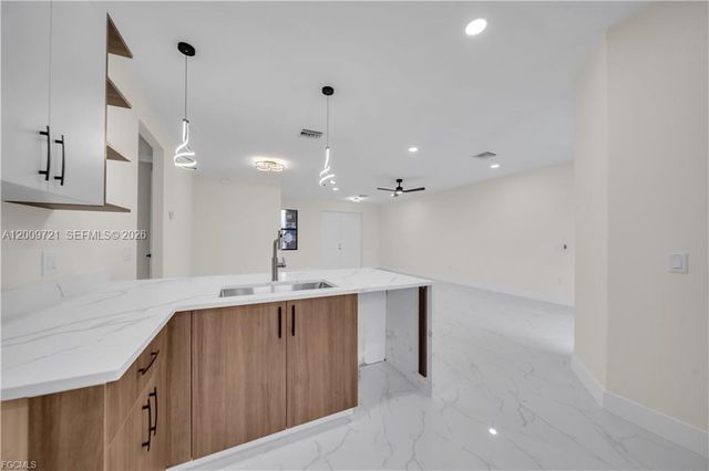 2901 Villa Ave S, Lehigh Acres, FL 33976