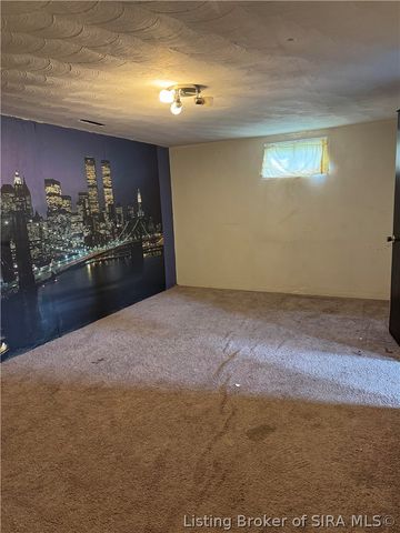 1710 Tennyson Drive, Clarksville, IN 47129