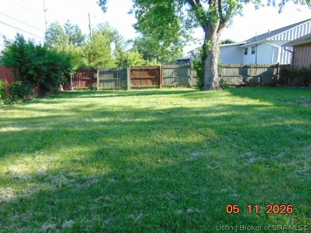 1710 Tennyson Drive, Clarksville, IN 47129