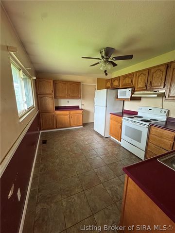 1710 Tennyson Drive, Clarksville, IN 47129