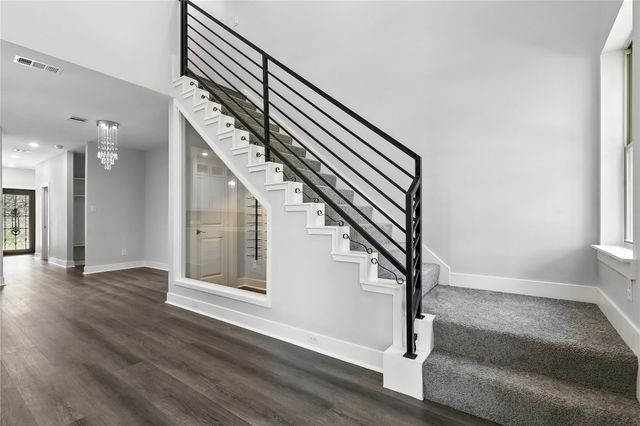 810 Euclid Street, Cleburne, TX 76033