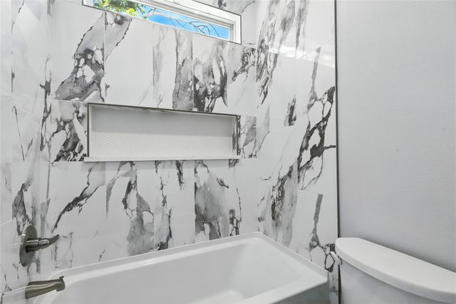 810 Euclid Street, Cleburne, TX 76033