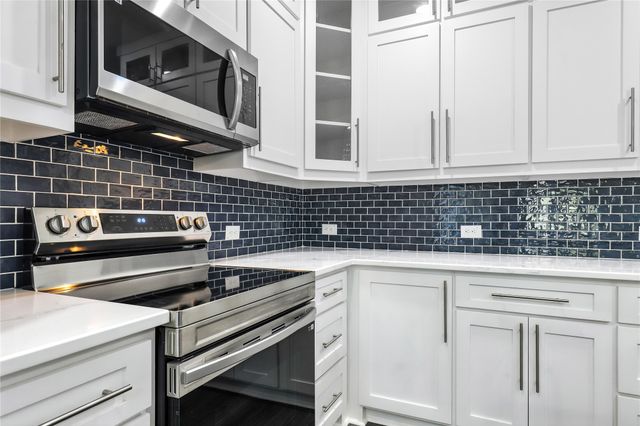 810 Euclid Street, Cleburne, TX 76033