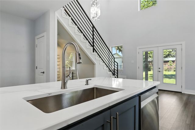 810 Euclid Street, Cleburne, TX 76033