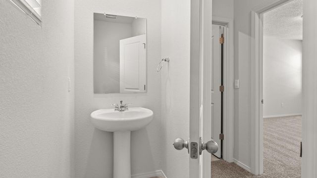 2136 Bobby Foster Road SE, Albuquerque, NM 87106