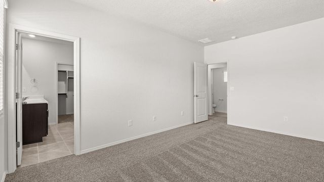 2136 Bobby Foster Road SE, Albuquerque, NM 87106