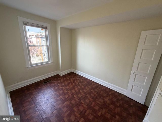 130 16TH ST NE, Washington, DC 20002