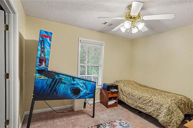 120 Lynnview Court, Mcdonough, GA 30252