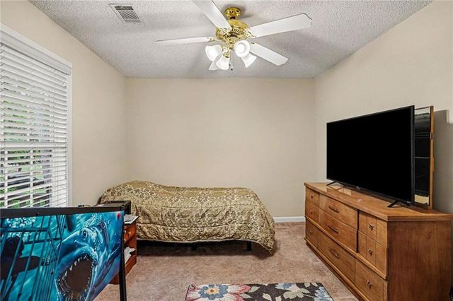 120 Lynnview Court, Mcdonough, GA 30252