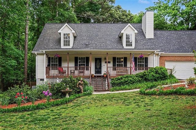 120 Lynnview Court, Mcdonough, GA 30252