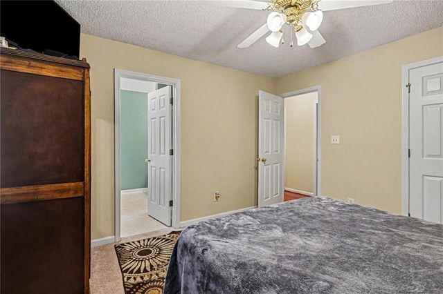 120 Lynnview Court, Mcdonough, GA 30252