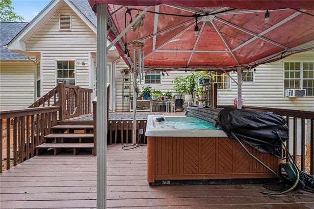120 Lynnview Court, Mcdonough, GA 30252