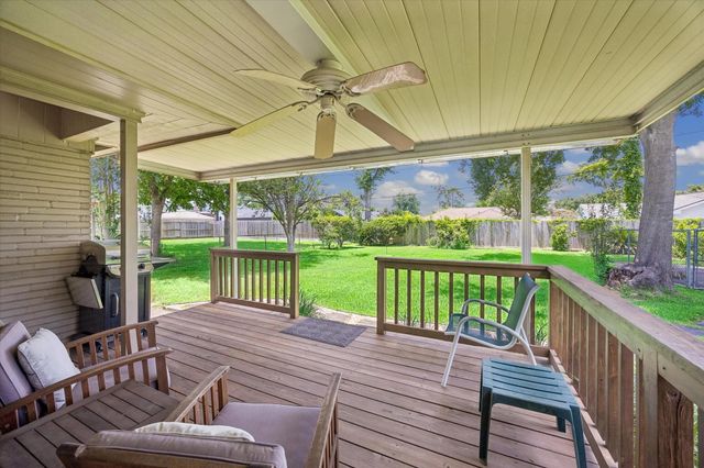 6306 Woodbrook Lane, Houston, TX 77008